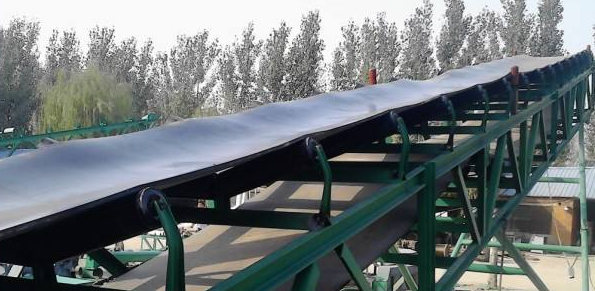 皮帶機(jī)